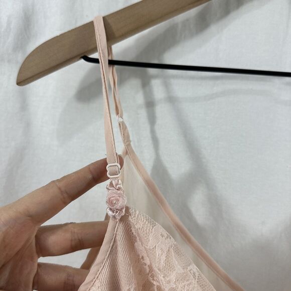 Urban Outfitters Vintage Pink Lace Side Slit Cowl Neck Slip Dress Womens Size 3X - Picture 5 of 10